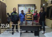 Cipta Kondisi Selama Bulan Ramadhan, Polsek Labuhan Badas Amankan Puluhan Botol Miras