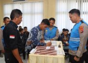 Polres Sumbawa Gelar Penandatanganan Pakta Integritas & Pengambilan Sumpah Penerimaan Terpadu Anggota Polri T.A. 2025
