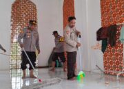 Polsek Poto Tano Bersama Pemdes Poto Tano Gelar Bakti Religi Ramadhan di Masjid Al-Khaerat