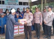 Polres Dompu Salurkan Bantuan Sosial Ramadhan, Hadirkan Senyum di Wajah Santri