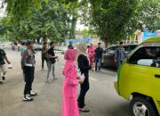 Ramadhan Penuh Berkah: Satresnarkoba Polres Dompu Berbagi Takjil, Eratkan Kebersamaan