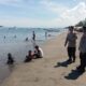 Upaya Polsek Lembar Tingkatkan Keamanan di Pantai Cemara dengan Patroli KRYD