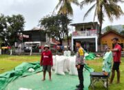 Bhabinkamtibmas Desa Sawe Pantau Proses Penjemuran Jagung sebagai Dukungan Ketahanan Pangan Nasional