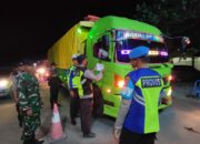 Jamin Keamanan dan Kenyamanan Arus Balik, Pos Terpadu di Kawasan Pelabuhan Laut Tano Lakukan Pengecekan Kendaraan Penumpang dan Angkutan Barang