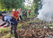 Sambut STQH Provinsi NTB, TNI-Polri, Intansi Hingga Masyarakat Di Alas Gotong Royong Bersihkan Jalan