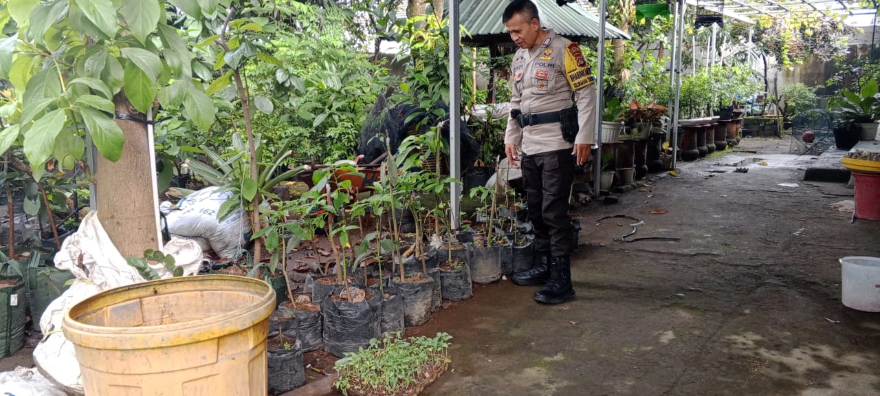 Ketahanan Pangan Nasional, Polsek Labuapi Turun Langsung ke Masyarakat