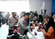Wakapolri Berikan Santunan dan Bakti Sosial Kepada Warga Sekitar SMA Kemala Taruna Bhayangkara Bogor