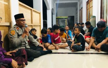 Polsek Rasanae Barat Gelar Pembinaan Pemuda Lingkungan Niu Kelurahan Dara, Ajak Generasi Muda Jauhi Narkoba dan Tindak Kriminal