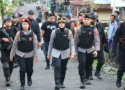 Pelaku Berhasil Ditangkap, Polres Sumbawa Gerebek Kampung Rawan Narkoba, Sita 12 Poket Sabu