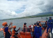 Sat Polairud Polres Bima Kota Laksanakan SAR Pencarian Pemancing Hilang di Laut Bima