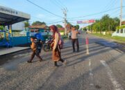 Pastikan Keamanan Siswa Berangkat Sekolah, Personel Polsek Utan Intensifkan “Strong Point” Pagi