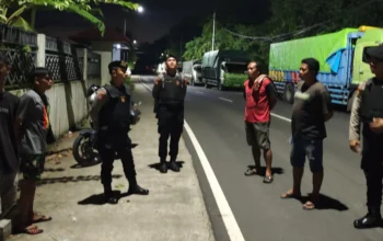 Polres Lombok Barat Sisir Jalur Lintas Lembar Dini Hari, Cegah Aksi Kriminalitas dan Balap Liar yang Meresahkan