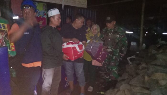 Angin Kencang Rusak Rumah, Warga Kekeri Bangkit Bersama