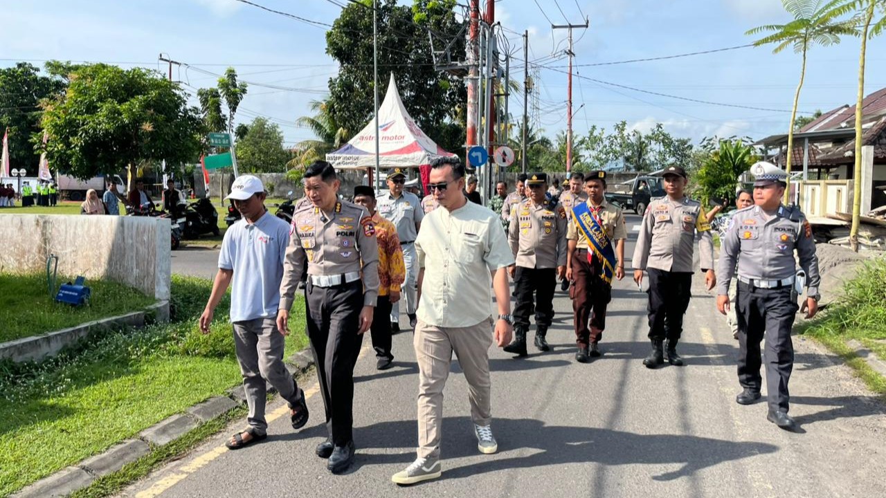 Standar Keselamatan Tinggi! Begini Suasana Penilaian Kampung Tertib Berlalu Lintas di Perumahan Griya Taman Sari oleh Korlantas