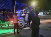 Dini Hari di Pelabuhan Lembar, Polisi Perketat Pemeriksaan Bongkaran KMP Putri Yasmin Demi Keamanan NTB