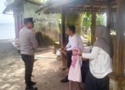 Patroli Dialogis Polsek Pemenang di Kawasan Wisata Pantai Kecinan Jaga Situasi Kamtibmas Tetap Kondusif