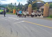 Polsek Seteluk Hadir di Tengah Pelajar, Wujudkan Polisi Humanis saat Giat Rawan Siang