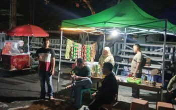Nobar Bola Gembira TVRI di Makodim Mataram, Hadirkan Kebersamaan dan Berkah Ekonomi bagi UMKM