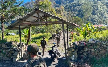 Satgas Damai Cartenz Perkuat Kedekatan dengan Warga melalui Patroli Dialogis di Talilime