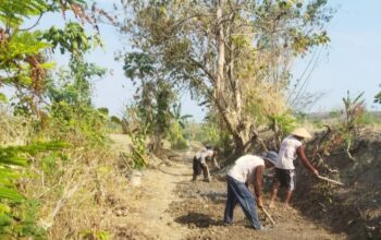 Polsek Jatirogo Sambangi Desa Dingil, Dorong Warga Optimalkan Lahan untuk Ketahanan Pangan