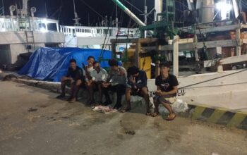 Jaga Kondusivitas Pelabuhan, Personel Polsek KPL Bima Gelar Patroli Malam